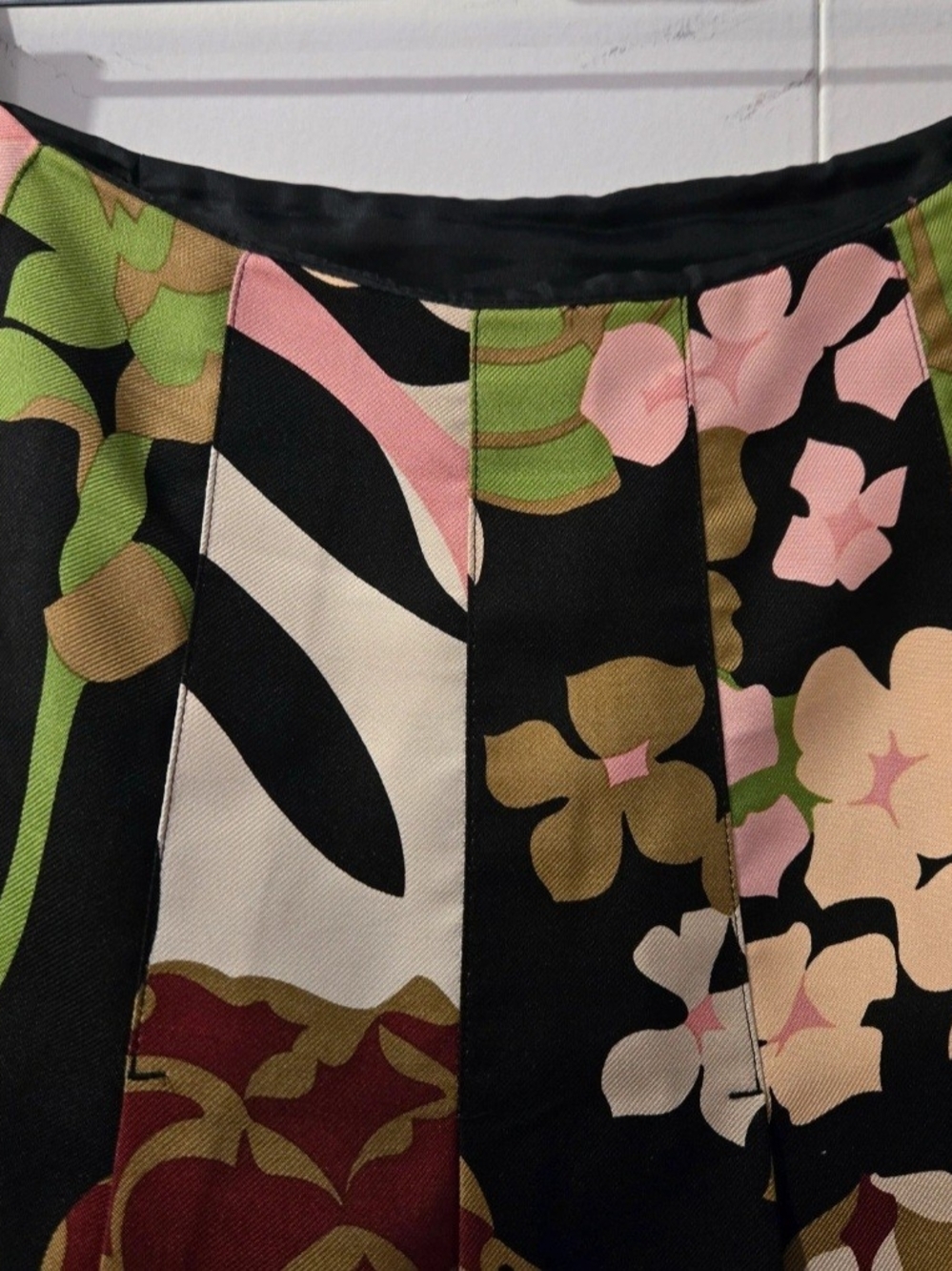 Vintage Talbots,Floral A-Line Skirt in Black, Pink & Green - Picture 4 of 10